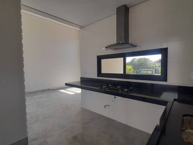 #105 - Casa para Venda em Sorocaba - SP - 3